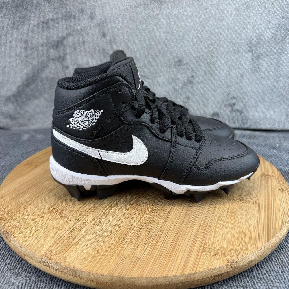Jordan Air Jordan 1 Shoes Boys Size 2.5Y Black White Cleats Sneakers HF6883-001